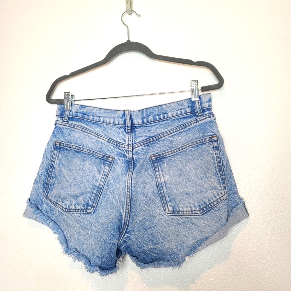 Reformation Charlie Cuffed High Rise Jean Shorts Size 29 - Picture 10 of 10